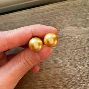 (Sold) Elegant Gold Pearl Earrings